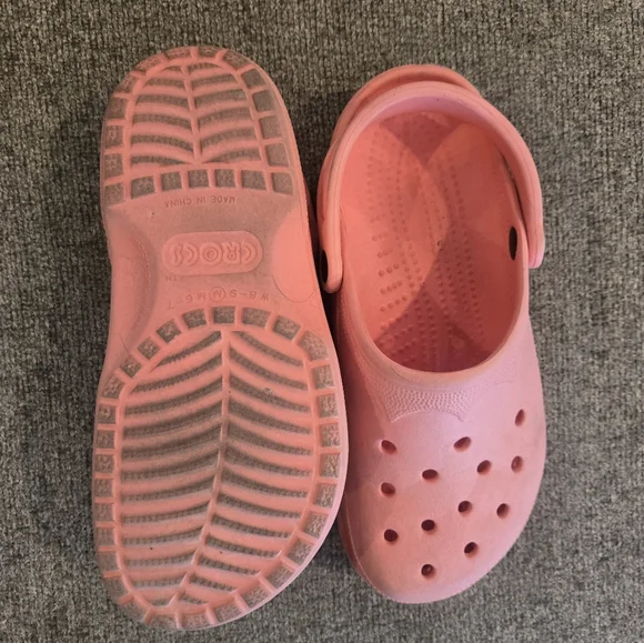 Pink Crocks - Picture 3 of 5